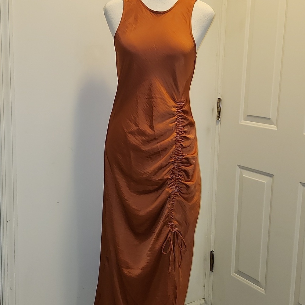 House of Harlow 1960 Strechy Ruched Sleeveless dress size M NEW NWT RUST Revolve